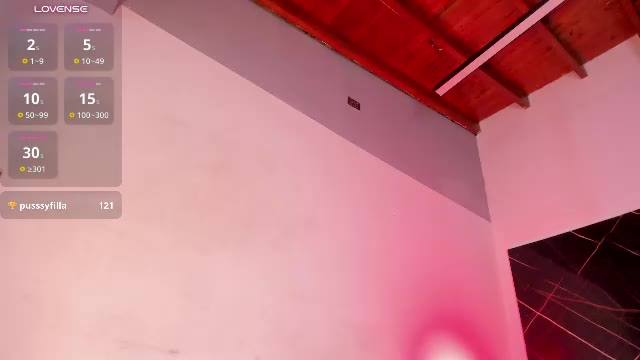 aylaa_velt – Webcam-Modell auf Chaturbate