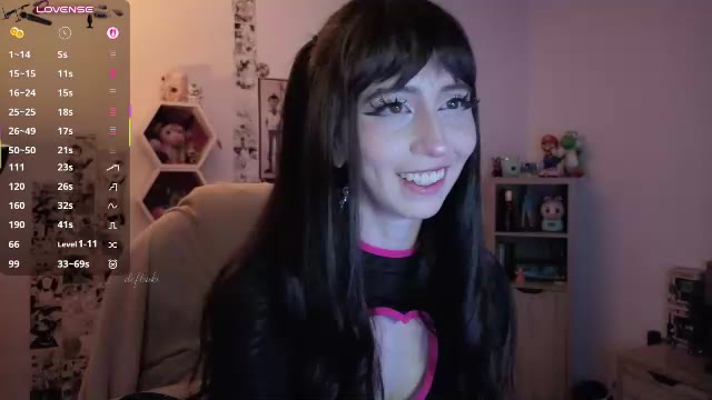 deftsuki — Chaturbate ওয়েবক্যাম মডেল: ছবি