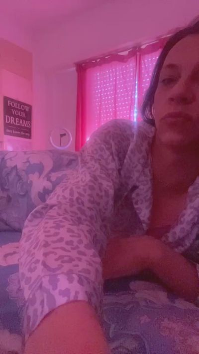 aliviptrans – Webcam-Modell auf Cam4
