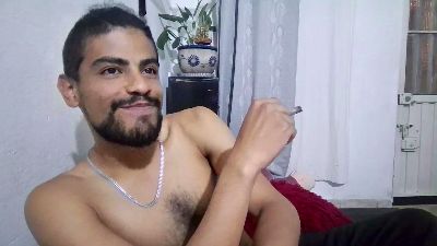 jbond007bbc, modelo webcam de Cam4: fotos