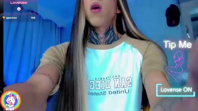 oliviahot01 na Chaturbate: zdjęcia i profil