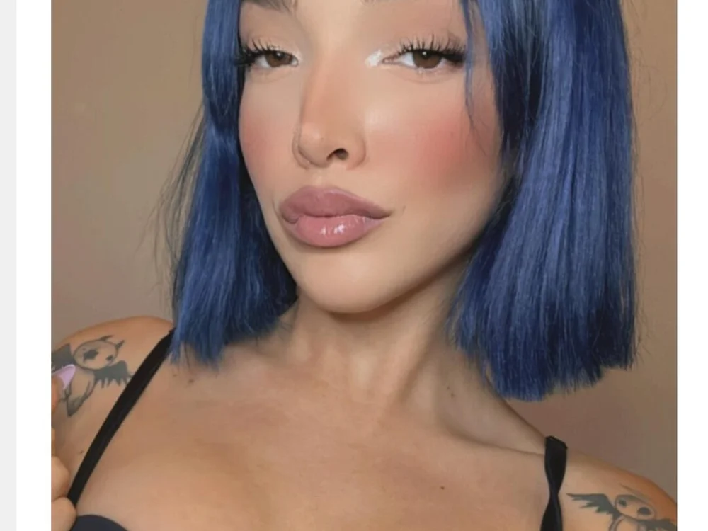 Preview photo of webcam model Daddyslut2_0 on Stripchat