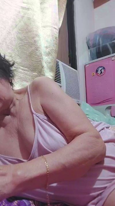 tastegranny, вебкам модел на Cam4: слике