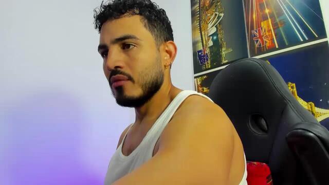 klinsmann-campbell – Flirt4Free webkamerás modell