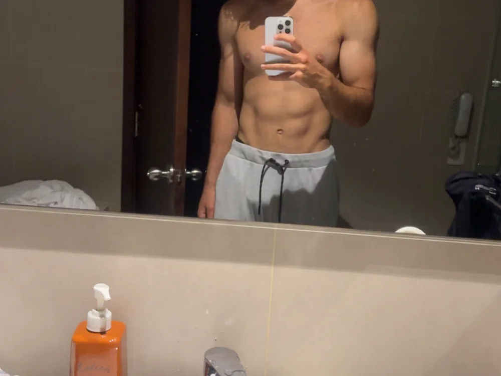 fitarabguy ב-Stripchat: תמונות ופרופיל
