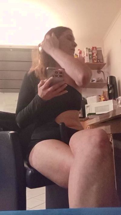 ladyluder88 — Cam4 直播模特：照片与资料