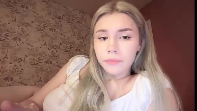 Preview photo of webcam model your_tender_doll on Chaturbate