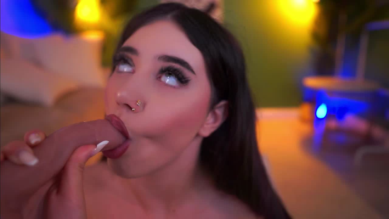 lexisolene, model webcam de XloveCam: fotos