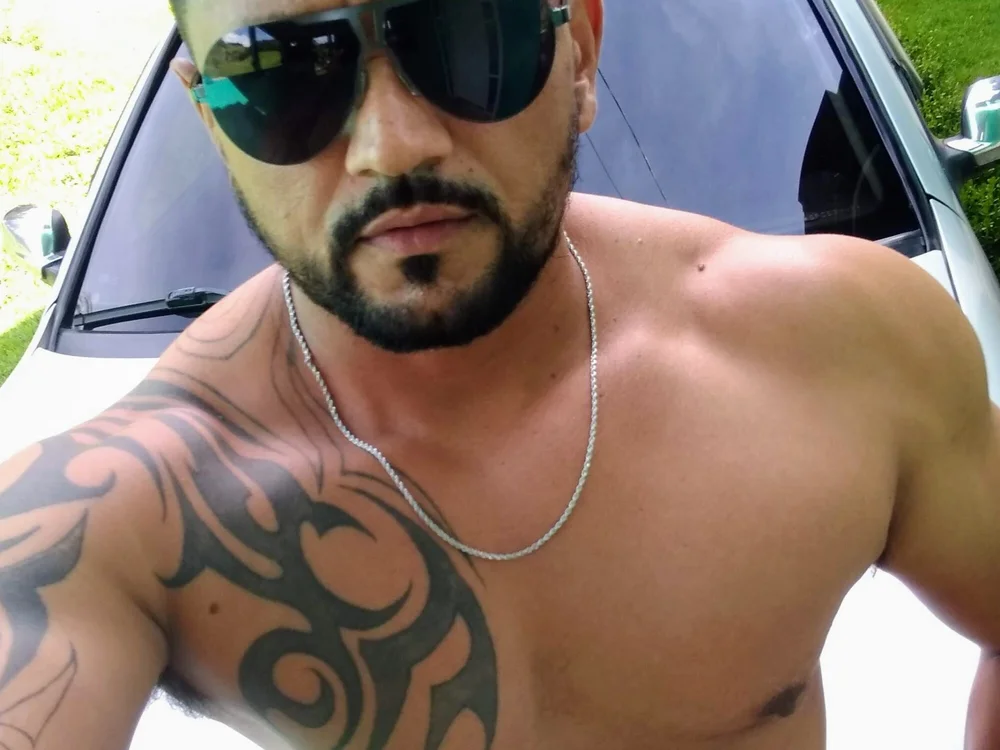 rabinum: عارضة كاميرا ويب على Stripchat
