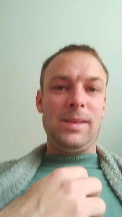 ben2415 na Cam4: fotky a profil