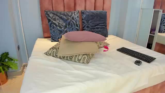 lou_rosse, model webcam de Chaturbate: fotos