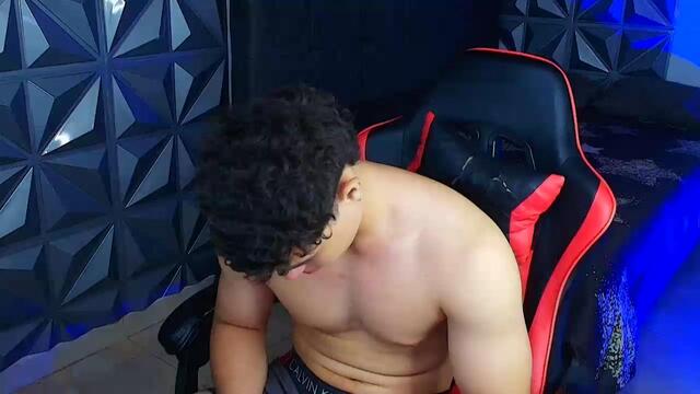 tyler-block, cam model su Flirt4Free: foto