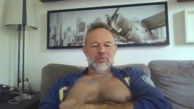 bear70s, webcammodel på Cam4: fotos