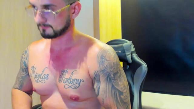 ashton-muller na Flirt4Free: fotky a profil
