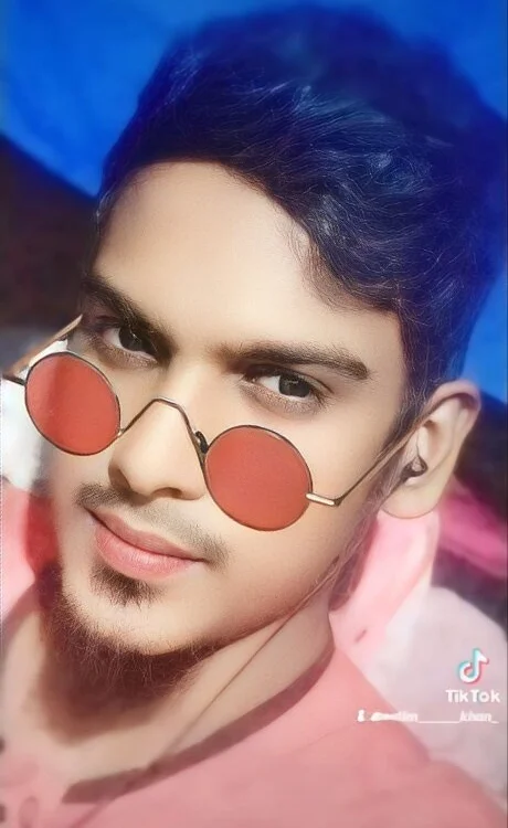 King-of-Fuck-Salim-Khan — Stripchat वेबकैम मॉडल: फ़ोटो