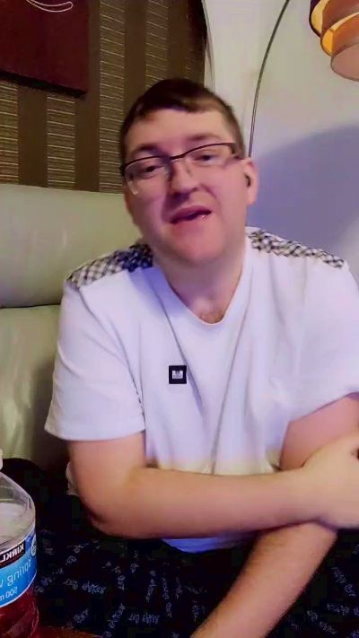 brummieboi89, webcammodel på Cam4: fotos