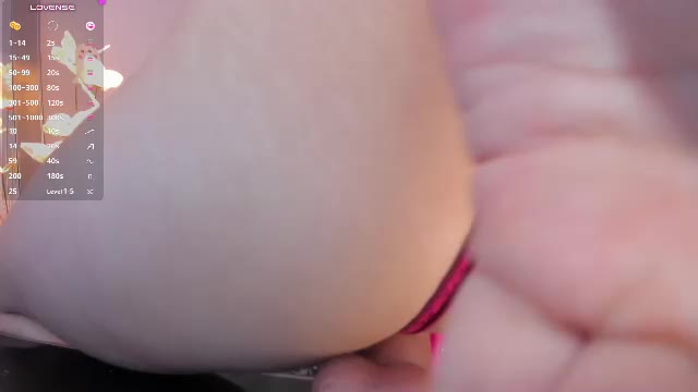 little_sweet_18 (Chaturbate): foto un profils
