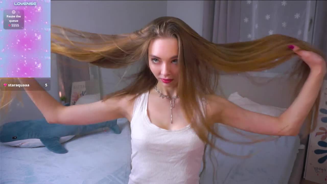 yangdeschenes — XloveCam वेबकैम मॉडल: फ़ोटो
