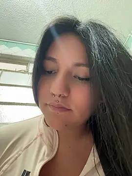 Emily_Gomezz, webcammodel på Stripchat: fotos