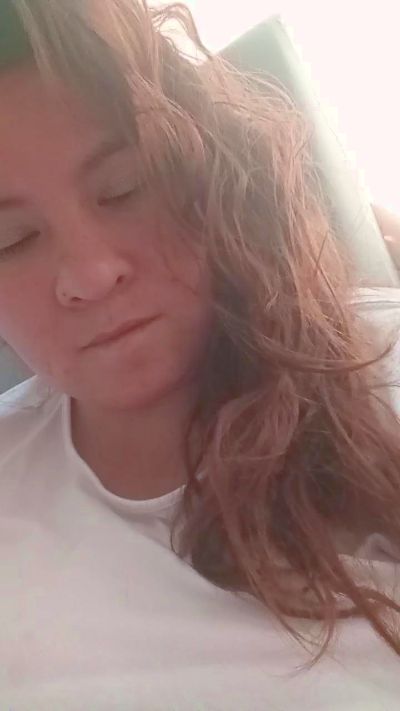 martinejones na Cam4: zdjęcia i profil