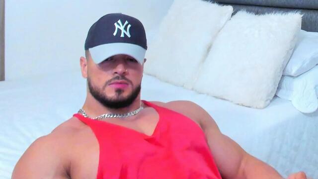 tatan-uribe, modelo webcam de Flirt4Free: fotos