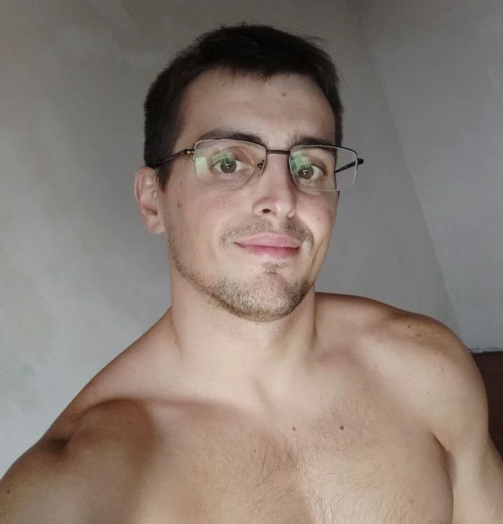 Friend12321 – уебкам модел в Stripchat: снимки