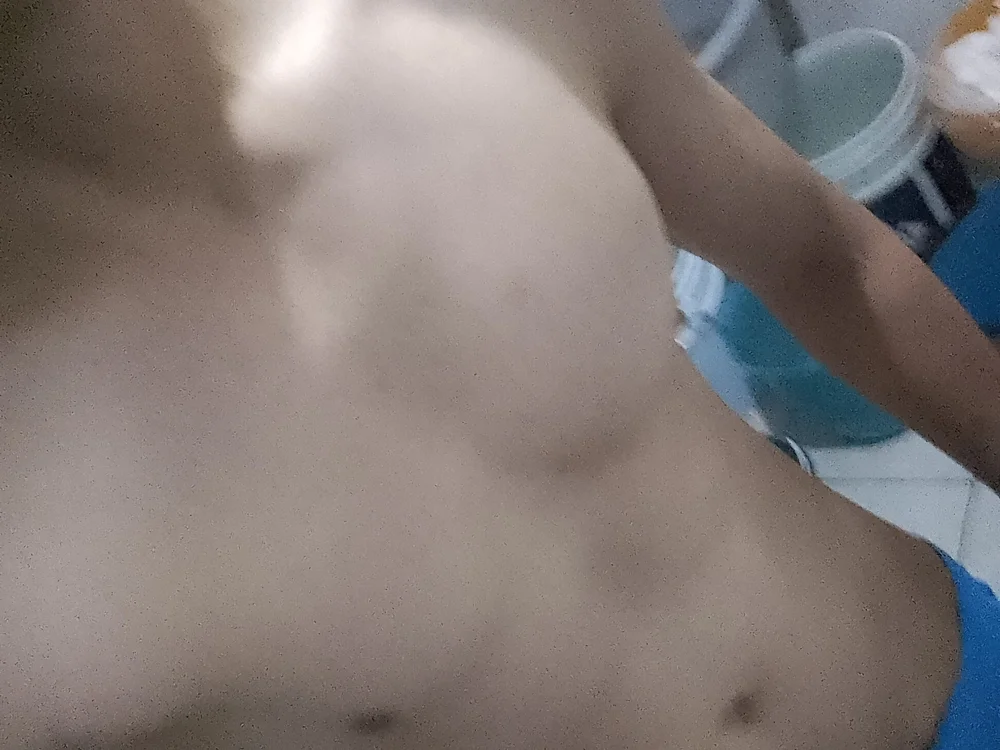 Фото вебкам-модели luisangelck1998 на Stripchat