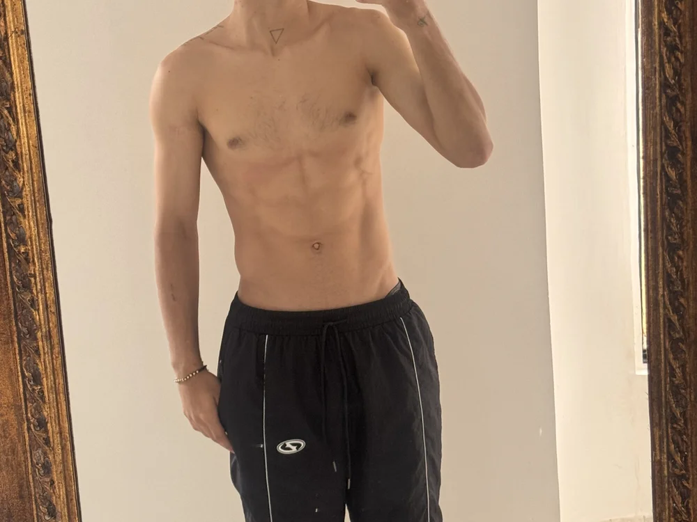 Jmaredo303: عارضة كاميرا ويب على Stripchat
