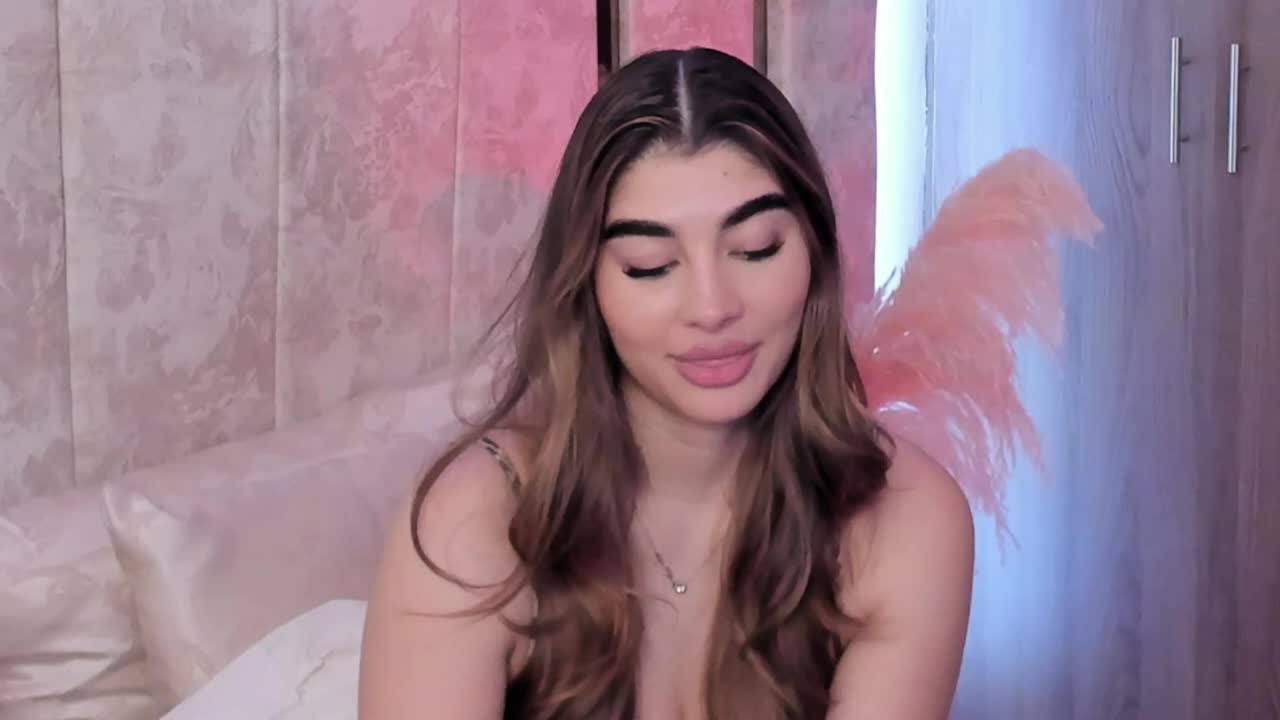 sofiiamartinez – XloveCam webkamerás modell
