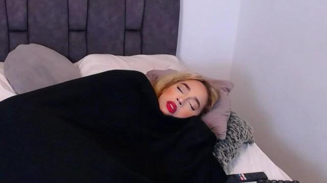 zoe-kruz, model webcam de Flirt4Free: fotos