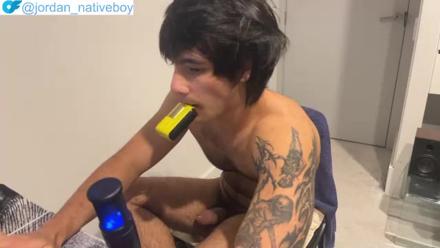 native_boy2 na Chaturbate: fotky a profil