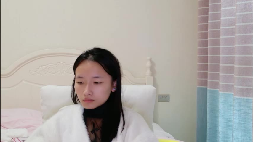 momokayumi, model webcam pe LiveJasmin: poze