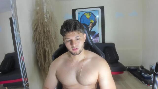 oliver-whitee, modelo webcam de Flirt4Free: fotos