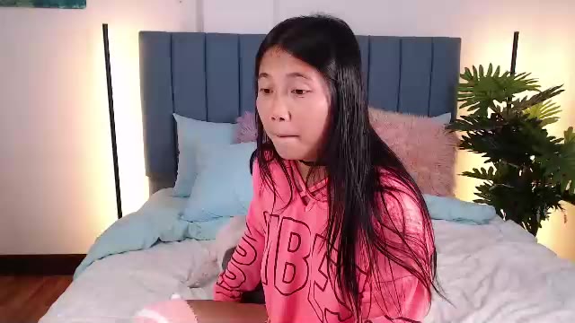 skytime96 — Chaturbate ওয়েবক্যাম মডেল: ছবি