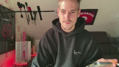 cookieboy88 ב-Cam4: תמונות ופרופיל