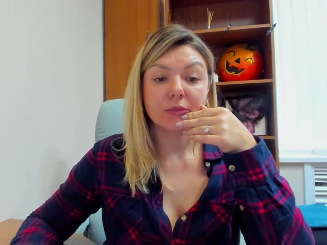 sunnystella na XloveCam: zdjęcia i profil