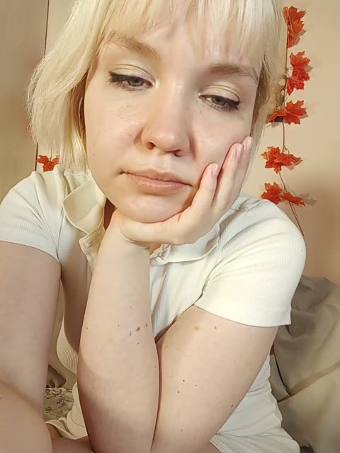 tikoffka, model webcam pe BongaCams: poze