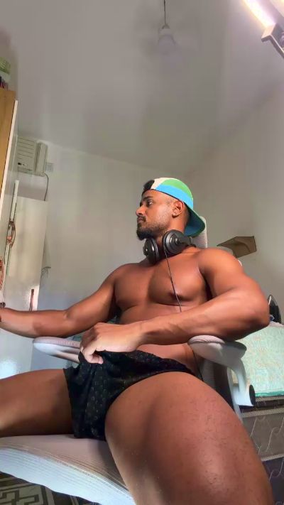 jhefiinho — Cam4 ওয়েবক্যাম মডেল: ছবি