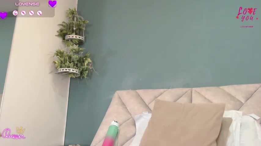 sharisswilliam (XloveCam): foto un profils