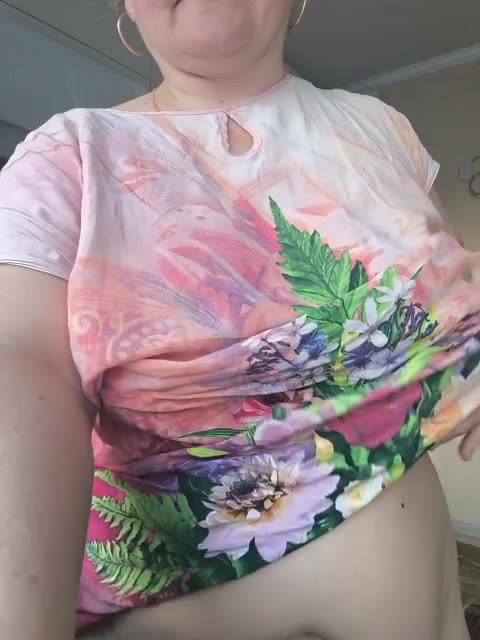 olylia — BongaCams 直播模特：照片与资料