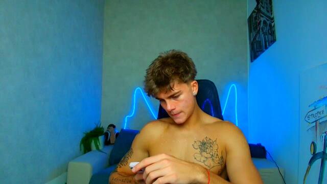 denny-howard, model webcam de Flirt4Free: fotos