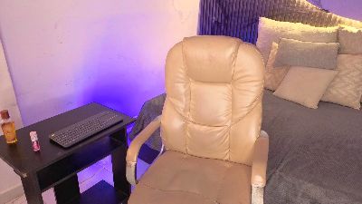 hot_ariiana di Cam4: foto model webcam