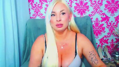 luxuriababe: عارضة كاميرا ويب على Cam4