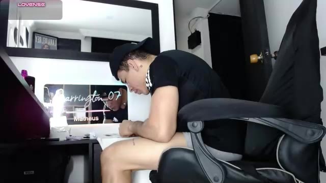 carrington_07 — Chaturbate ওয়েবক্যাম মডেল: ছবি