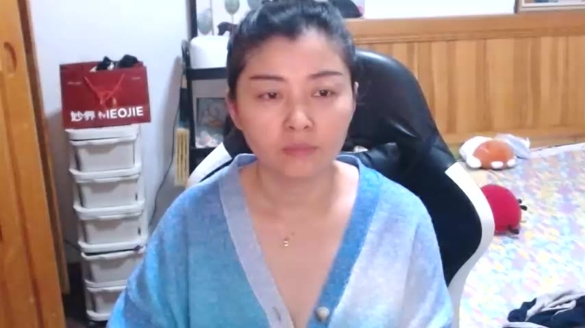 linazhang — LiveJasmin 直播模特:照片与资料