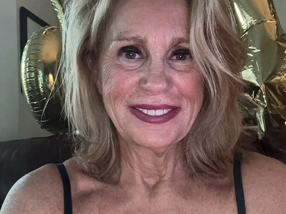 hotblondemilf1962, model webcam de Stripchat: fotos