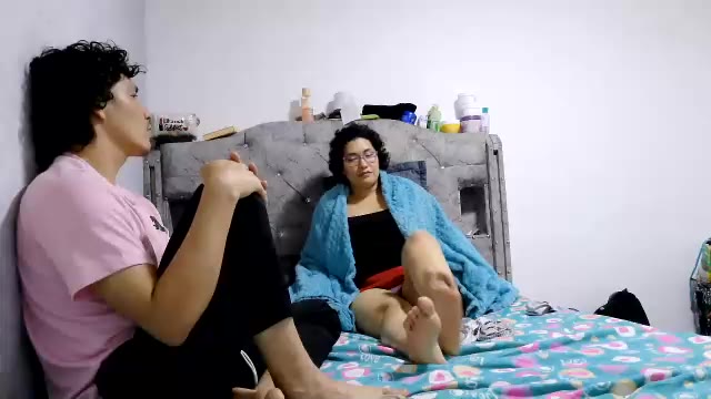 mauroluxandra – Chaturbate webkamerás modell