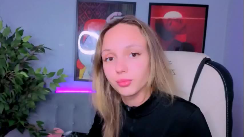 emmagilmore — LiveJasmin वेबकैम मॉडल: फ़ोटो