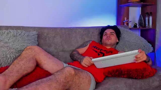 Preview photo of webcam model austin-rayne on Flirt4Free