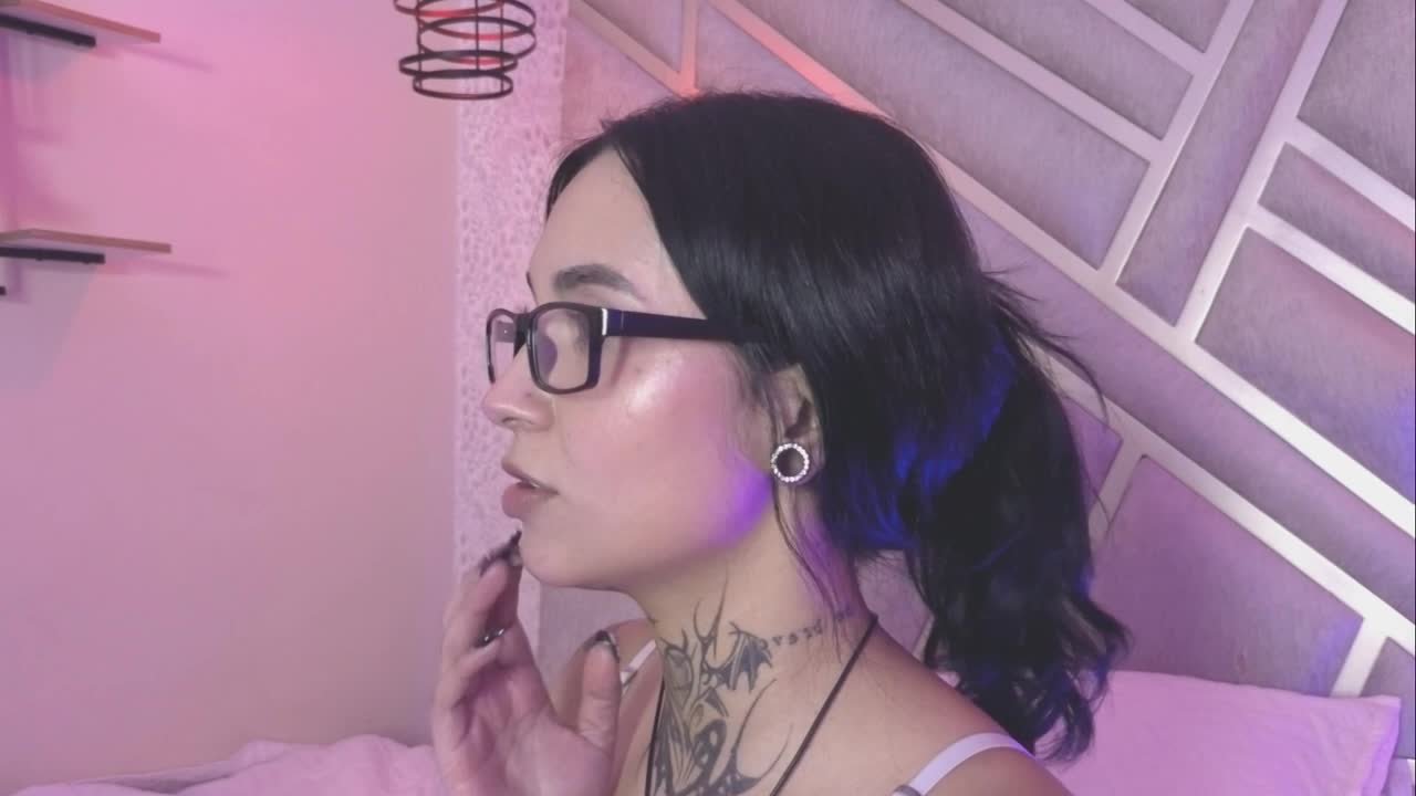 gabymathew (XloveCam): ảnh người mẫu webcam